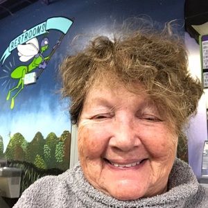 Meet your Posher, Sharon